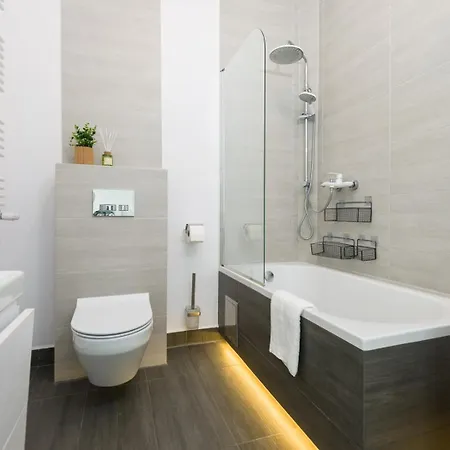 Lubliniecka Z Pięknym Widokiem Na Radiostację * Gliwice